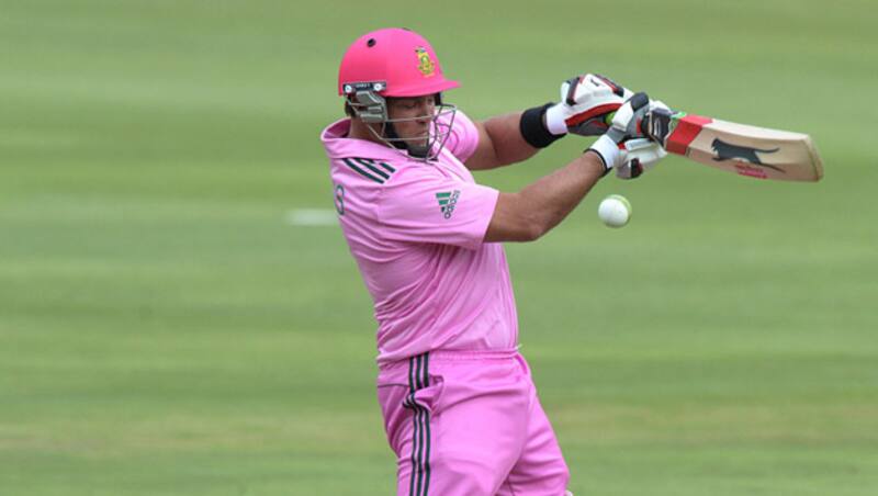 Jacques-Kallis-of-South-Africa-cuts-a-delivery-during-the-1st-Momentum-ODI-match