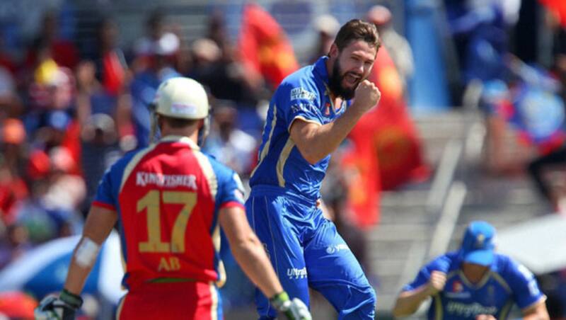 Kane Richardson took the wickets of AB de Villiers and Yuvraj Singh off successive balls against the Royal Challengers Bangalore &copy; PTI