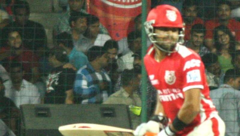 Manan Vohra dismissed &copy; IANS (File Photo)