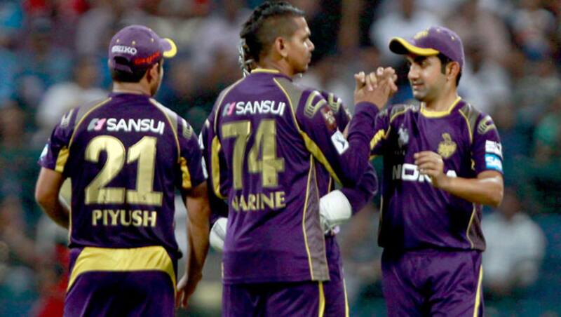 Sunil Narine (centre) teased and tempted the batsmen to their downfall &Acirc;&copy; IANS 