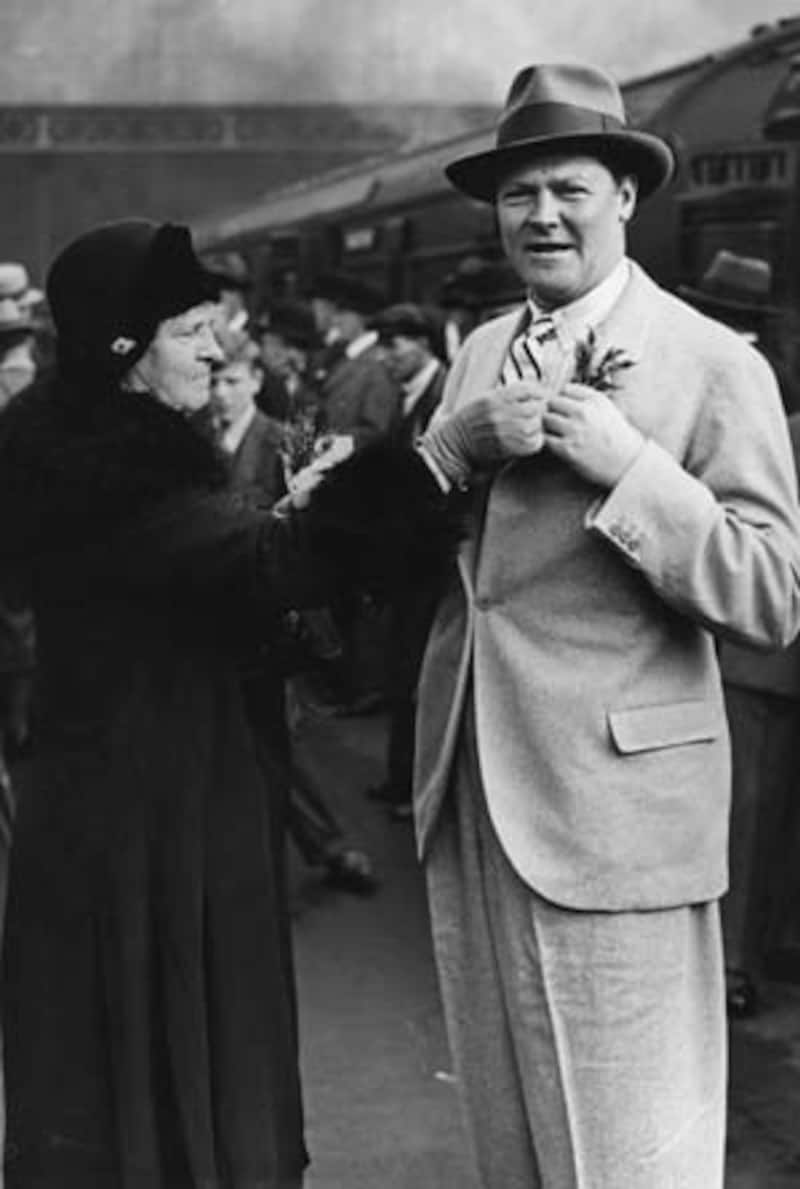Percy Chapman (right) with his mother &Acirc;&copy; Getty Images (Representational Photo)