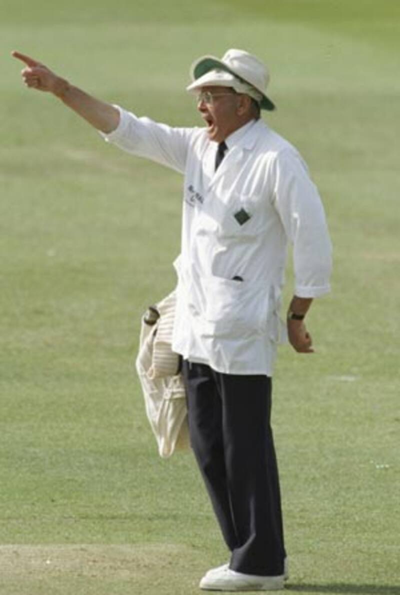 Dickie Bird gives the final decision of his Test career, Jack Russell out LBW to Sourav Ganguly &Acirc;&copy; Getty Images
