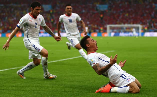 Eduardo Vargas (right) scored one of the two goals for Chile © Getty Images