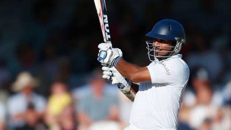 Kumar Sangakkara was unbeaten on 73 at lunch © Getty Images