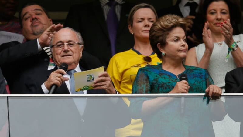 Brazil President Dilma Rousseff (right) said to win sometimes one has to go through a 0-0 result &copy; Getty Images
