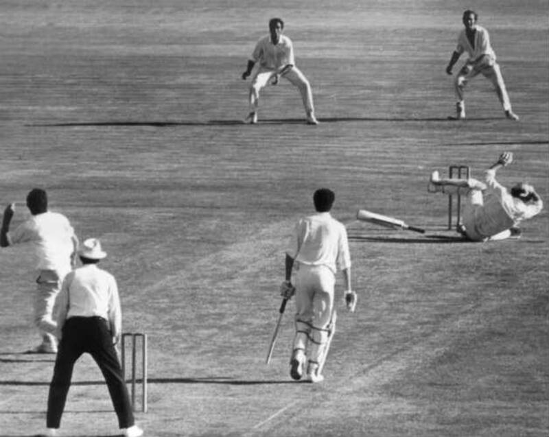 Terry Jenner (batsman) was struck by John Snow (bowler) in their Ashes clash in 1970-71 &Acirc;&copy; Getty Images