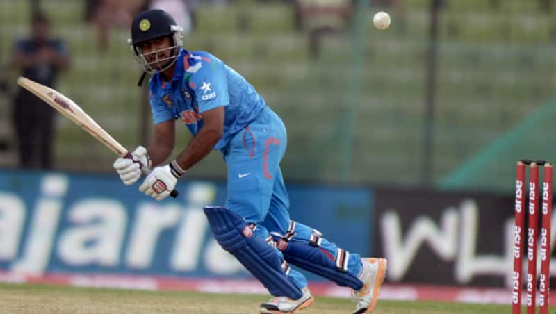 Ambati Rayudu showed his displeasure at being given out lbw to a Ben Cutting delivery © Getty Images (File Photo)