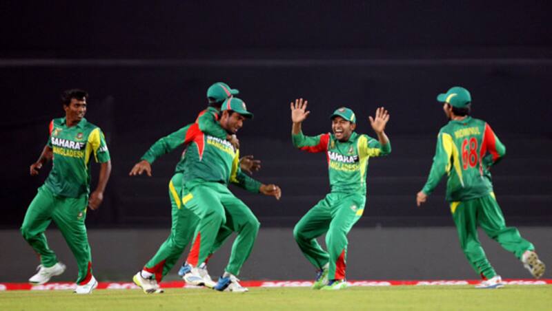 Bangladesh now play Sri Lanka i the semi-finals &copy; IANS