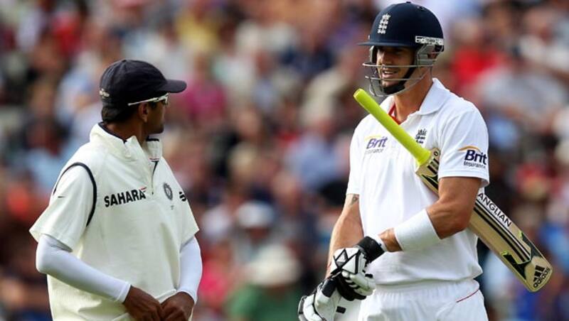 Rahul Dravid (left) and Kevin Pietersen share a laugh during India's tour of England in 2011 &copy; Getty Images