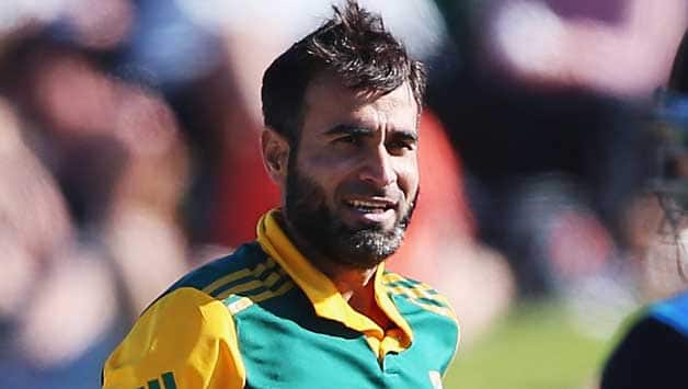 Imran Tahir has sprained his knee and a final call about his inclusion will be taken before the start of play © Getty Images