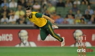 Wayne Parnell’s Superman-style takeoff