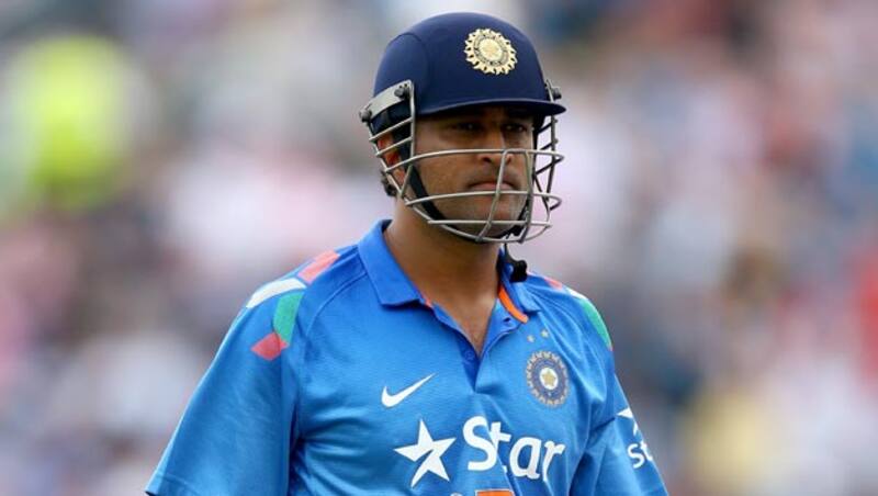 M.S.-Dhoni-of-India