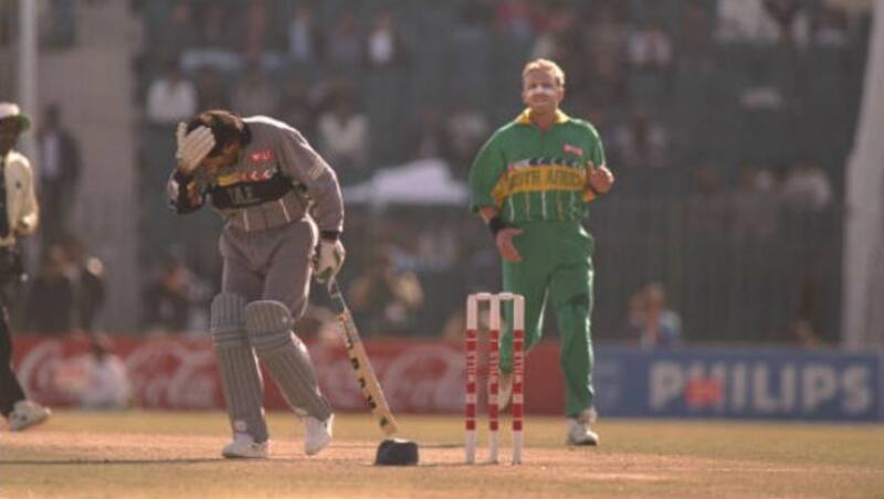 Sultan Zarawani (left) found out the hard way that Allan Donald was not one to be trifled with &Acirc;&copy; Getty Images