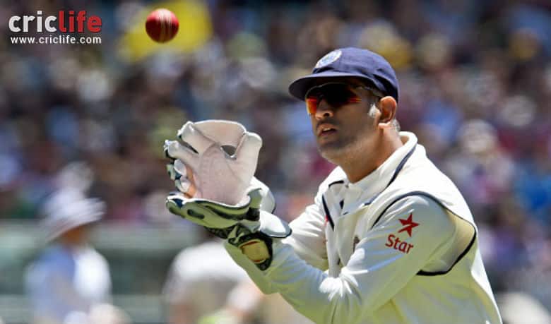 MS Dhoni retires from Test cricket: Twitter reactions
