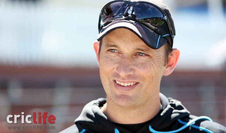 Shane Bond named among New Zealand reserve players!
