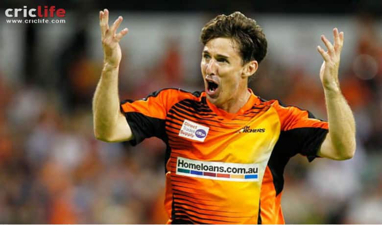 Brad Hogg set to play for Kolkata Knight Riders