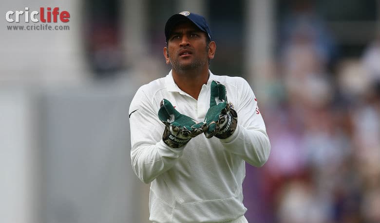 Team members baffled over Dhoni’s silence