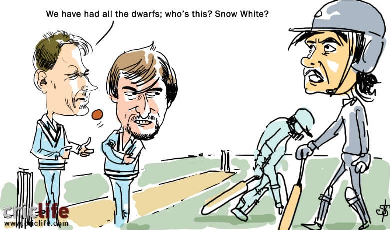 Snow White and the Dwarfs in a county match!