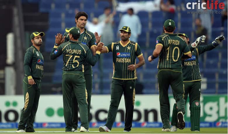 Pakistan cricketers deny signing new PCB contracts