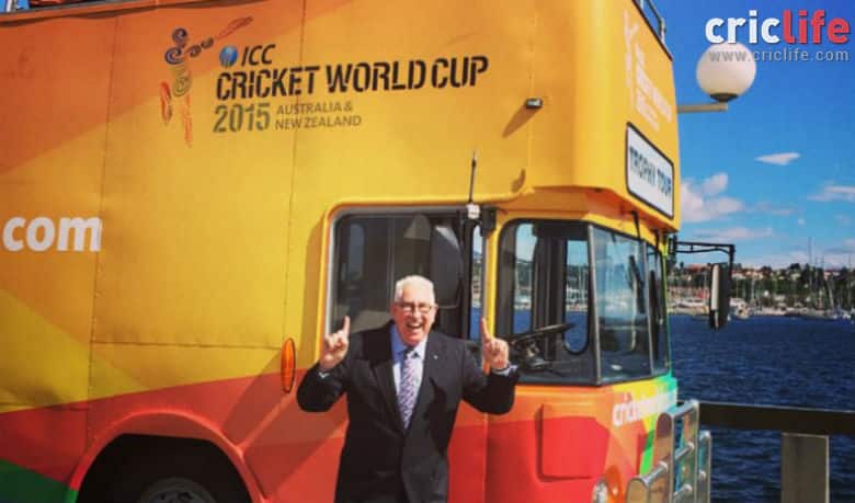 Max Walker pays visit to World Cup Trophy tour