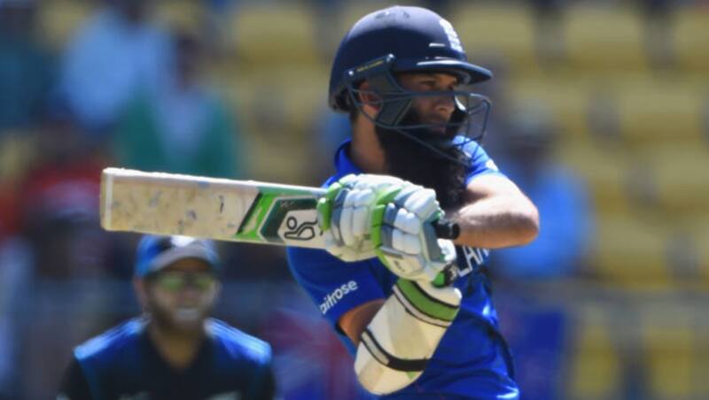 Moeen Ali was keen to attack the ball right from the beginning © Getty Images