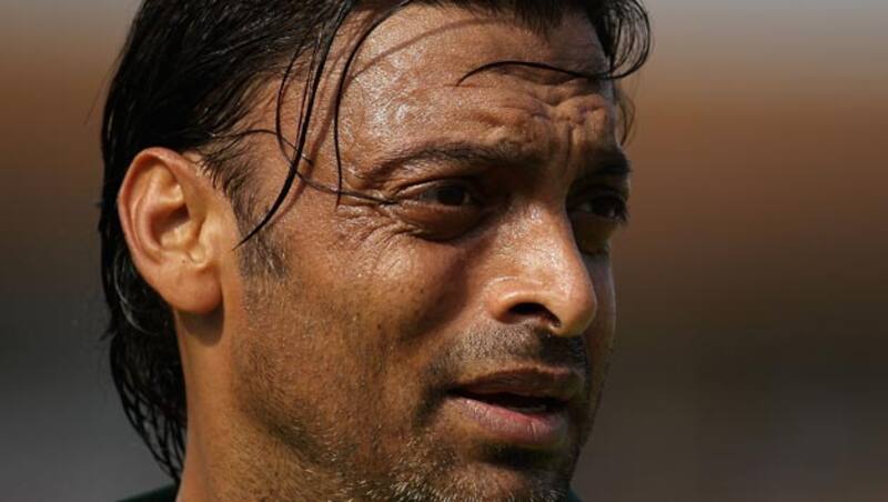 Shoaib-Akhtar-of-Pakistan-looks-on-during-the-One-Day-Tour-Match-between-Somerset-and-Pakistan-2