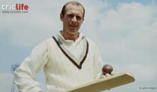 He was Geoff ‘Borecott’ at the batting crease!
