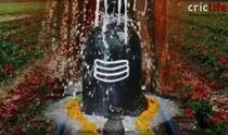 Cricketers wish followers Mahashivratri on social media