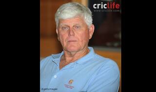 Barry Richards calls on authorities to legalise ball tampering