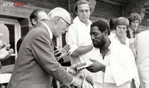 Cricket World Cup 1979: Viv Richards receives the man of the match award