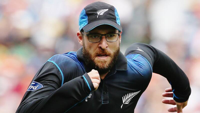 Daniel-Vettori-of-New-Zealand-fields