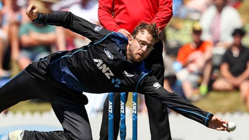 Daniel Vettori has contributed in the field like a youngster despite his nagging back troubles &Acirc;&copy; Getty Images