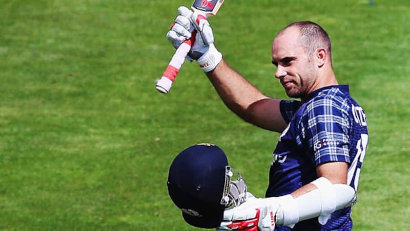 Kyle Coetzer slammed a brilliant century but his effort went in vain &Acirc;&copy; Getty Images
