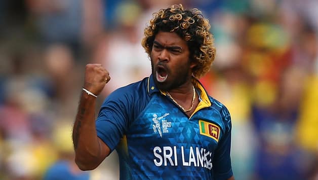 Lasith-Malinga-of-Sri-Lanka-celebrates-after-taking-the-wicket-of-David-Warner-27.jpg