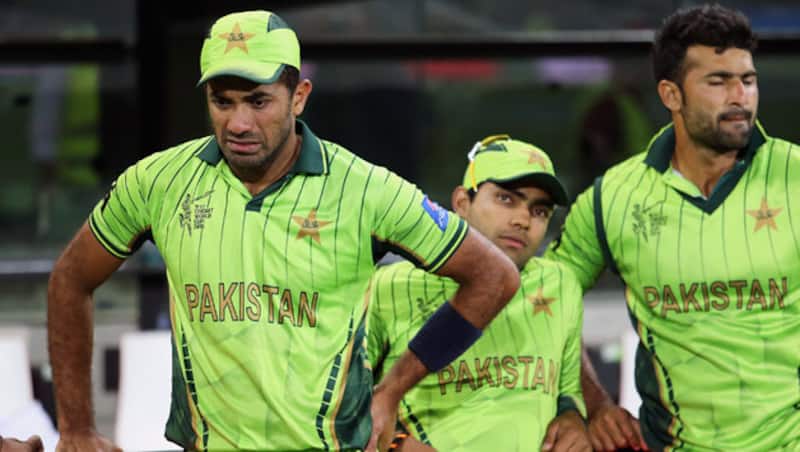 Pakistan missed vital chances in field, which ultimately resulted their exit from ICC Cricket World Cup 2015 © Getty Images