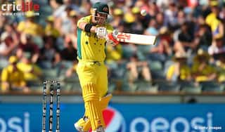 ICC Cricket World Cup 2015: David Warner gifts autographed gloves to kid hit by ball