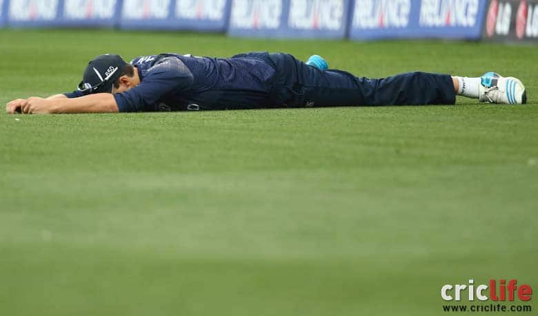 ICC Cricket World Cup 2015: Freddie Coleman drops a catch off Angelo Mathews