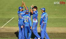 United Arab Emirates (UAE) openers dismissed early against Pakistan in ICC Cricket World Cup 2015, Pool B Match 22 at Napier