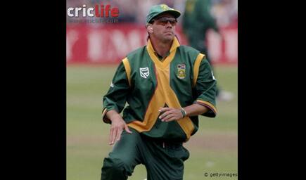 ICC should stop coaches interacting with on-field players; time to legalise electronic communication between captain and coach