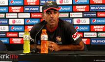 MS Dhoni scores 57th ODI half-century against Zimbabwe in ICC Cricket World Cup 2015