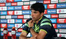 Suresh Raina and MS Dhoni steer Indian chase against Zimbabwe in ICC Cricket World Cup 2015