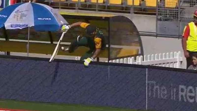 David Miller comes to bat like a WWE superstar in South Africa vs UAE ICC Cricket World Cup 2015 match