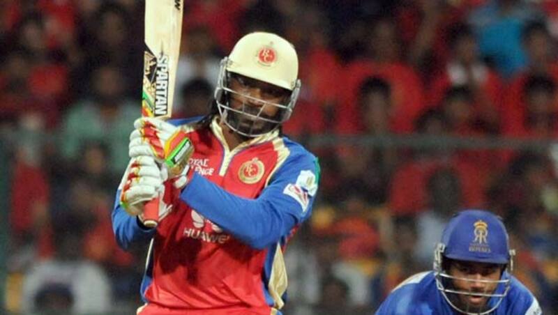 Chris Gayle's blitz helped Royal Challengers Bangalore to win their inaugural game in IPL 2015 © IANS
