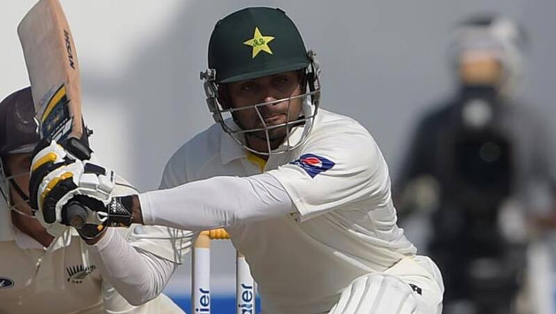 Mohammad Hafeez's eughth Test century helped Pakistan stay in control at Khulna on Day 1 of 1st test against Bangladesh &copy; AFP (File Photo)