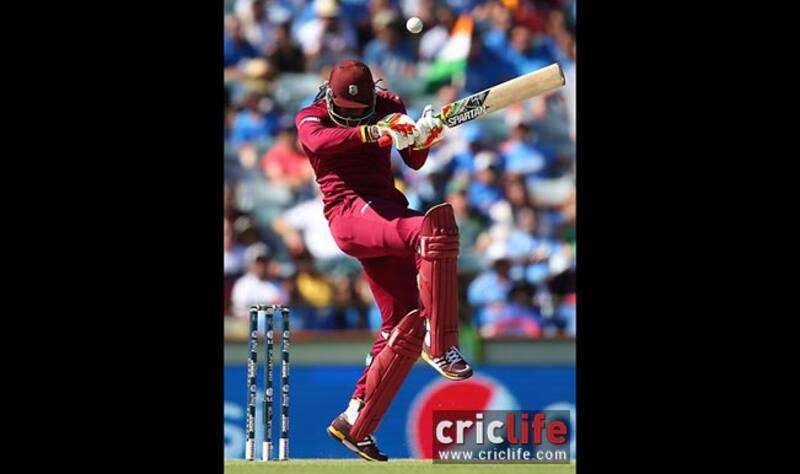 Chris Gayle troubled by another Mohammed Shami bouncer