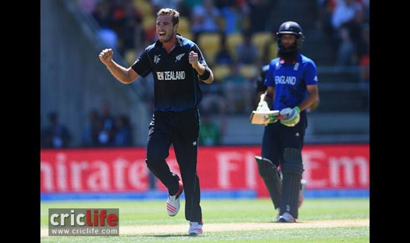 Tim Southee manufactured unplayable swing that gave a torrid time to the visitors. Here, he celebrates the wicket of Ian Bell.