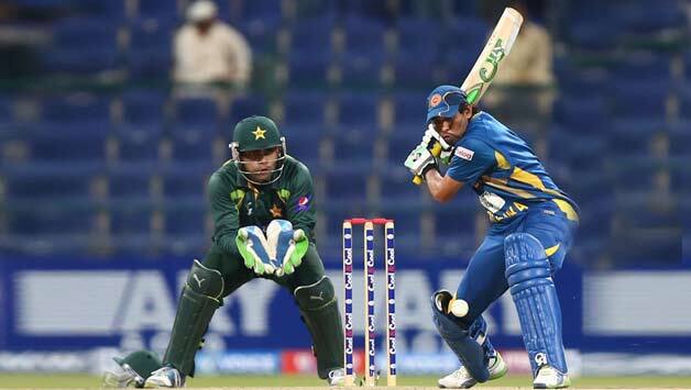 Tillekratne-Dilshan-Pakistan-vs-Sri-Lanka-5th-ODI.jpg