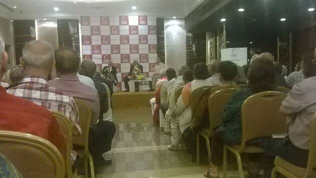 From left: Madhav Apte, Deepak Parekh, and Sunil Gavaskar. Photo Courtesy: Abhishek Mukherjee