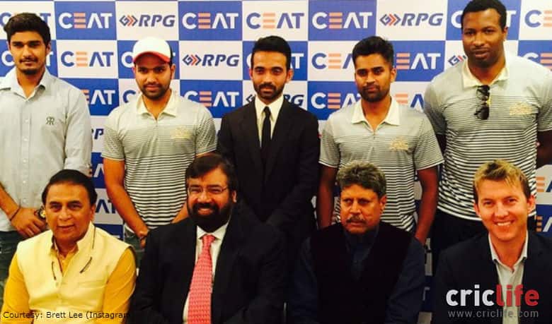 Brett Lee, Dwayne Bravo entertain the gathering at CEAT awards