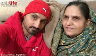 Mother’s Day wishes on Twitter from the cricket world